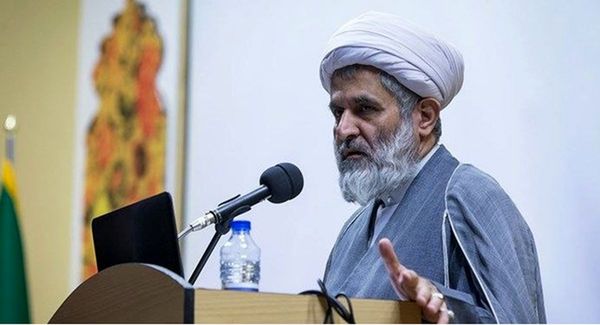 در جنگ اخیر حداقل با ۳۰ کشور و حدود ۸۰ سرویس در حال جنگ بودیم