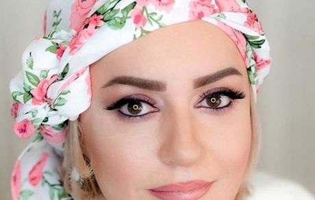 روسری گل گلی نعیمه نظام دوست + عکس