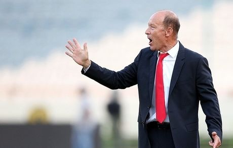 پرسپولیس باکالدرون وقتش را تلف می کند