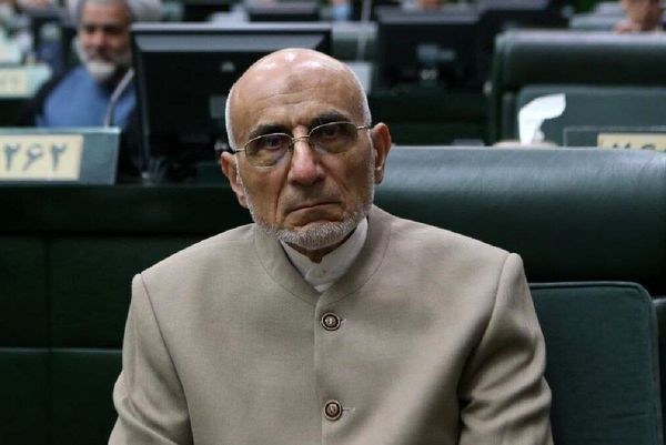 میرسلیم با اعصاب مردم بازی می کند