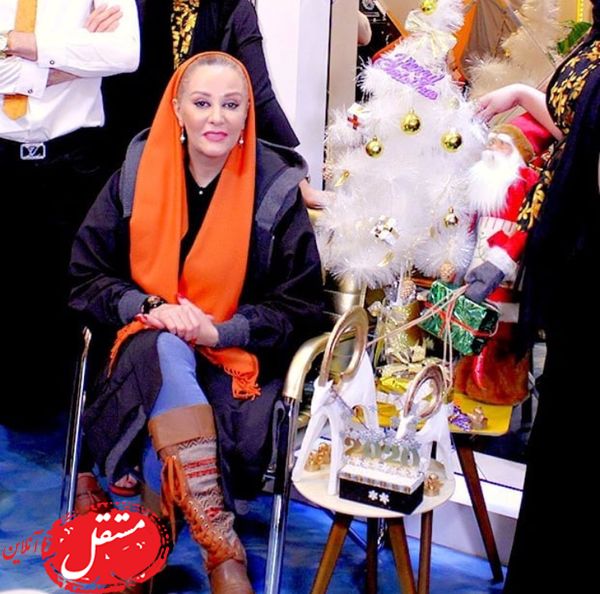 دکور کریسمسی زیبای خانم بازیگر + عکس