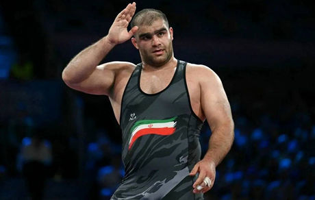 پیام تبریک مدیرعامل بانک ملی ایران به مناسبت قهرمانی امین میرزازاده در رقابت های جهانی کشتی فرنگی