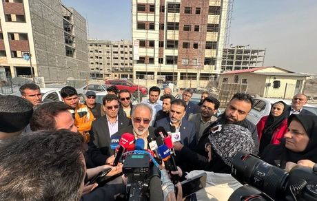 حمایت هدفمند و مستمر از پروژه‌های دارای پیشرفت فیزیکی مناسب/ تکمیل و فروش اقساطی پروژه های نهضت ملی اولویت ماست