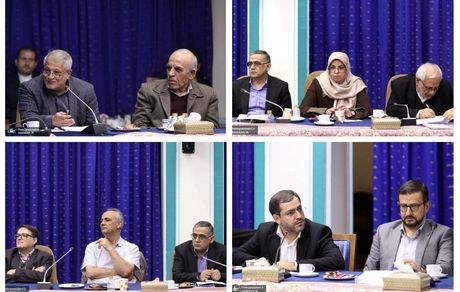 پزشکیان در مدیریت کلان کشور، سیاست خارجی و بحران‌های اساسی، نقش مؤثری ایفا نمی‌کند؛ نشست پزشکیان با فعالان سیاسی چه دردی را دوا می‌کند؟