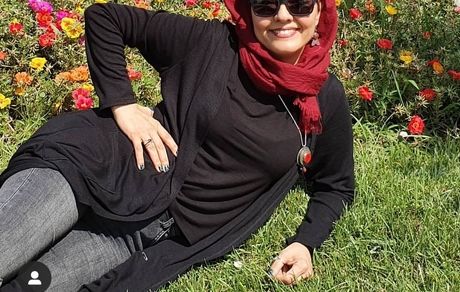 آناهیتا همتی روی چمن + عکس