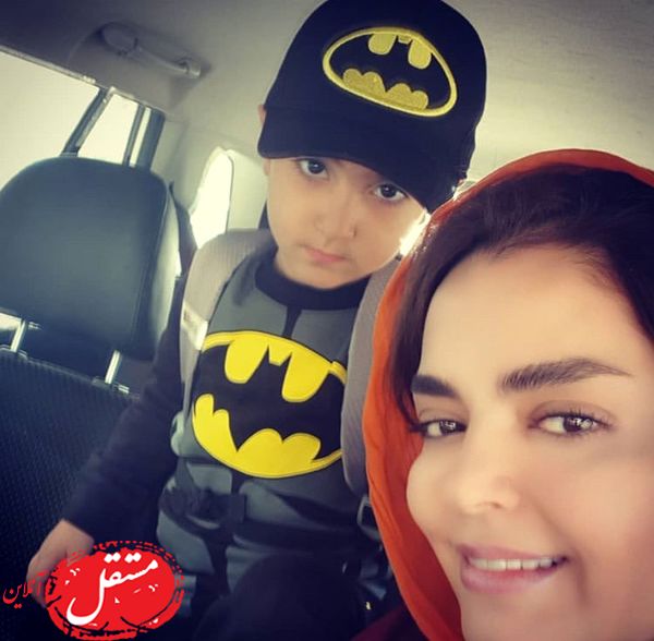 سپیده خداوردی و پسرش در ماشینشان + عکس