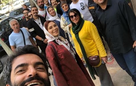 جمعی از بازیگران در پیاده رو پاسداران + عکس