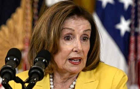 باید کاری کنیم که مردم روستایی ایران هم فشار و سختی را با تمام وجود حس کنند