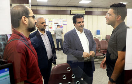 بازدید مدیرعامل بانک رفاه کارگران از شعب این بانک در شهر تهران