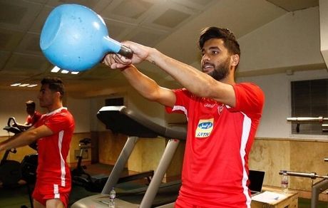 هافبک تهاجمی پرسپولیس در لیست خروج کالدرون