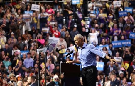 اوباما؛ هر روز در آمریکا هالووین است