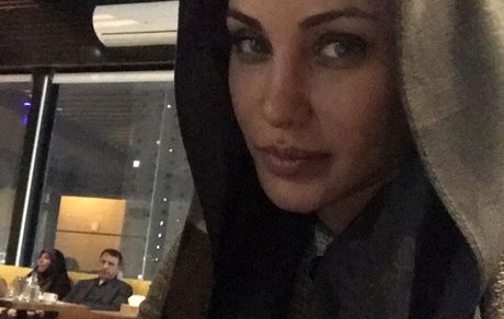 آنجلینا جولی با حجاب ایرانی + عکس