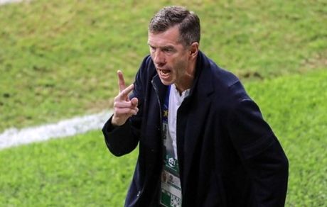 سرمربی رقیب ایران 5 بازیکن را خط زد