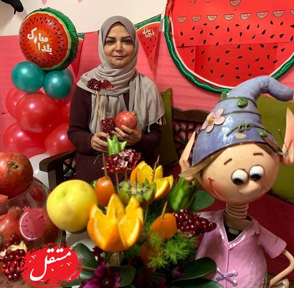 مجری نوستالژی در شب یلدا + عکس