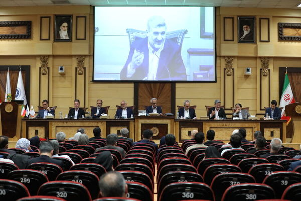 رئیس سازمان بورس و اوراق بهادار: رشد اقتصادی بدون بهرهوری پایدار نخواهد بود