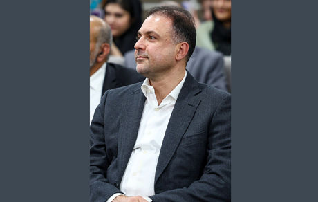 حضور دکتر سید مصطفی فیض مدیرعامل شرکت ملی مس ایران در آیین اعطای نخستین مدال «دانشمند جوان» جایزه مصطفی