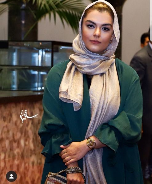 دنیا دختر رویا تیموریان از همسر اول + عکس