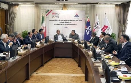 آقاجانلو: ظرفیت مازاد 20 میلیون تنی فولاد را فعال می کنیم