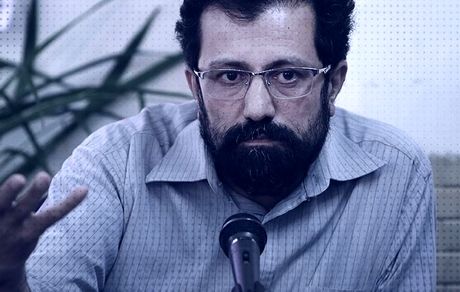 حکومت نمی‌تواند تورم و بیکاری را مهار کند