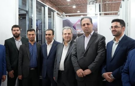 بازدید مسئولین استانی همدان از غرفه ایمیدرو و ایمپاسکو