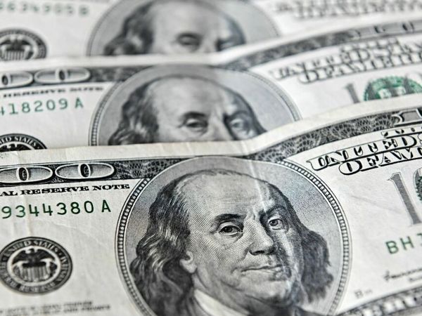 قیمت دلار امروز  ۳ دی ۱۴۰۴ | آخرین نرخ دلار در بازار آزاد و صرافی‌ها