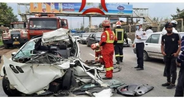 تصادف مرگبار در جاده رشت به تهران/ راننده پژو ۲۰۶ در دم جان باخت
