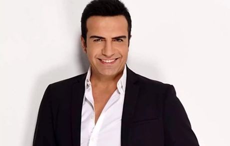 یک خواننده مشهور تارهای صوتیاش را عمل کرد