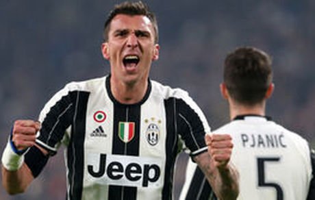 توافق بازیکن یوونتوس با منچستریونایتد 