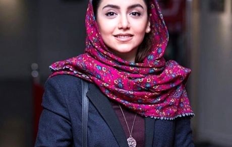 روسری زیبای نازنین بیاتی + عکس