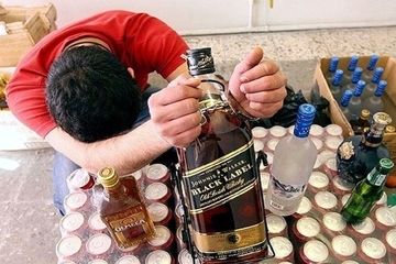 مجازات خرید و فروش یا نگهداری مشروبات الکلی + جزئیات