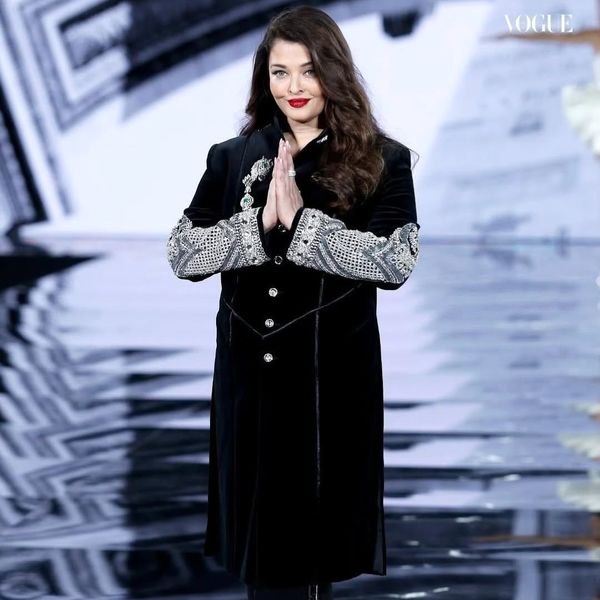 عکسی زیبا از آیشواریا رای با یک استایل هندی در پاریس