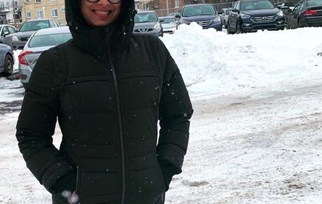 برف بازی های روشنک عجمیان در خارج + عکس