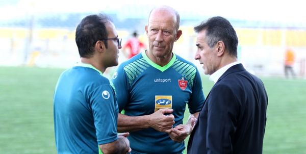 حضور محمدحسن انصاری فرد در اردوی پرسپولیس پیش از جدال با پیکان