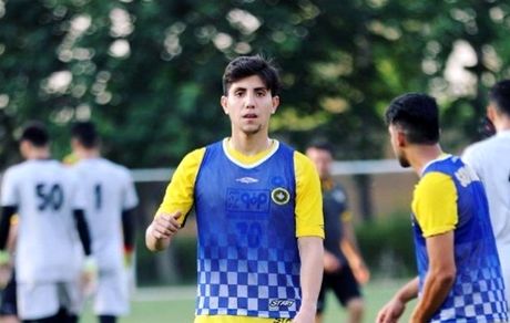 هافبک سپاهان ابتدای لیگ را از دست داد