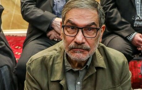 دشمن به دنبال آن است که تک تک ما را گیر بیاورد