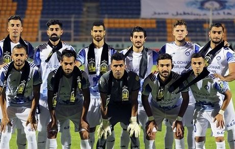 سه بازیکن مصدوم روی دست وینگو