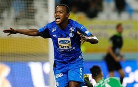 توافق پرسپولیس با پاتوسی صحت ندارد 