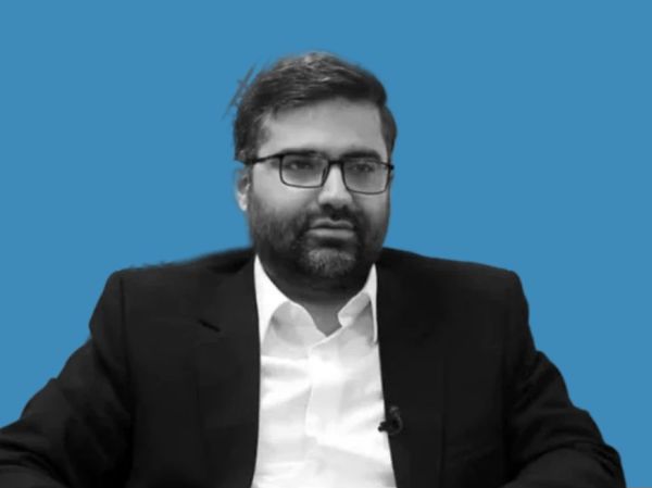 حواشی تصمیم جنجال دولت؛ انتصاب سقاب اصفهانی ایراد داشت