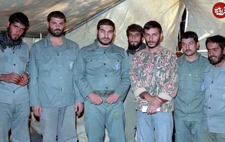 علی شمخانی در کنار محمد ابراهیم همت در جبهه