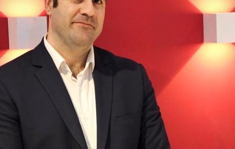 قرارداد بیمه دی با هواپیمایی شرکت کیش ایران