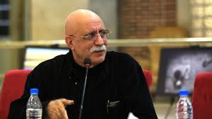 واکنش «هوشنگ گلمکانی» به درخوست کارگردان «آشغال‌های دوست‌داشتنی»/ باوجود اجرایی نشدن، مهم نفس درخواست حضور «بهروز وثوقی» است 