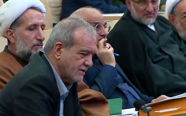 افتتاح طرح بزرگ تولید لوله‌های فولادی بدون درز در قزوین با حمایت مالی بانک صنعت و معدن