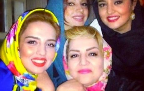 خانم بازیگر در کنار خواهر و مادرش + عکس