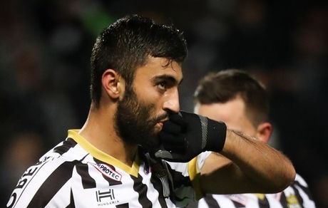 حمایت سرمربی شارلروا از کاوه رضایی