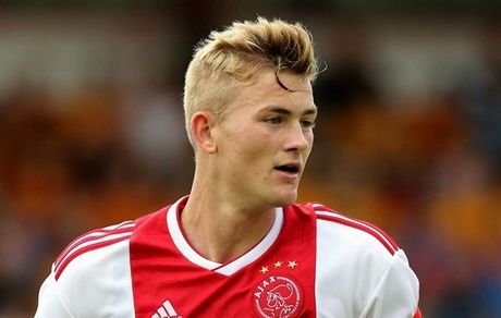 دلیخت به حضور در یوونتوس نزدیک شد