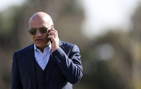 سفر تفریحی آقای مدیر عامل استقلال !