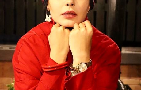 لباس خوشرنگ خانم بازیگر + عکس