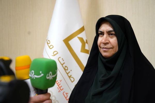 بانک صنعت و معدن یکی از ابزارهای اصلی دولت برای تحقق شعار سال و توسعه پایدار است