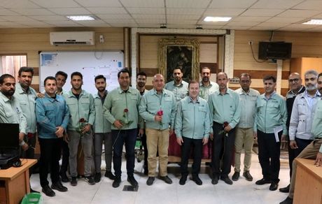 به دنبال اتخاذ بهترین راهکارها برای تحقق اهداف کلان هستیم