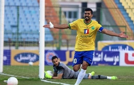 پیروزی صنعت‌نفت چند روز بعد از اعتصاب